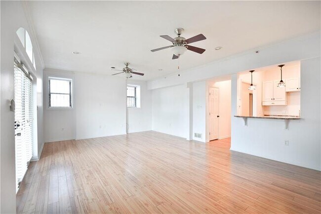 Foto del edificio - 66 Pius St