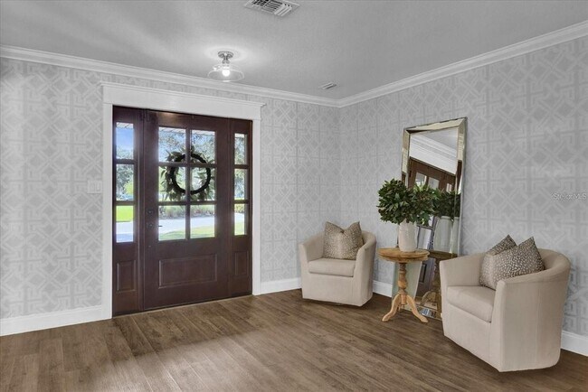 Foto del edificio - 5205 St Regis Pl