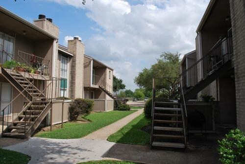 The Falls at Beechnut Rentals - Houston, TX | Apartments.com The Falls at Beechnut Rentals - Houston, TX | Apartments.com