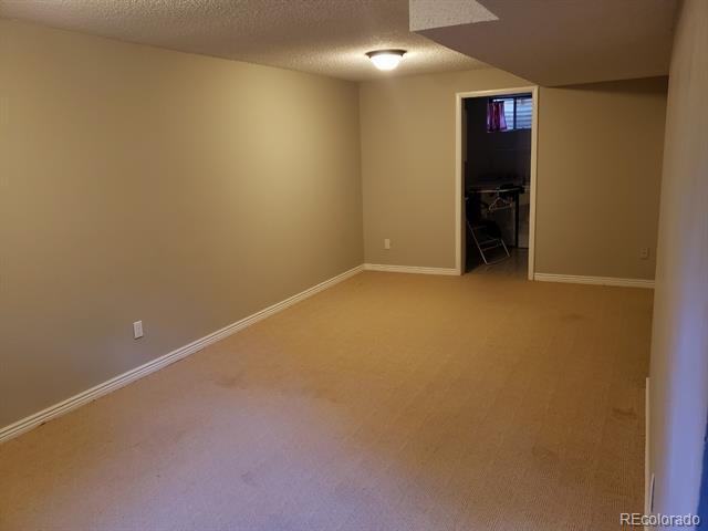 Building Photo - 39 S Holman Way