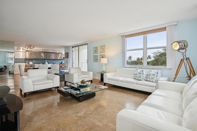 Building Photo - 1401 S Ocean Dr