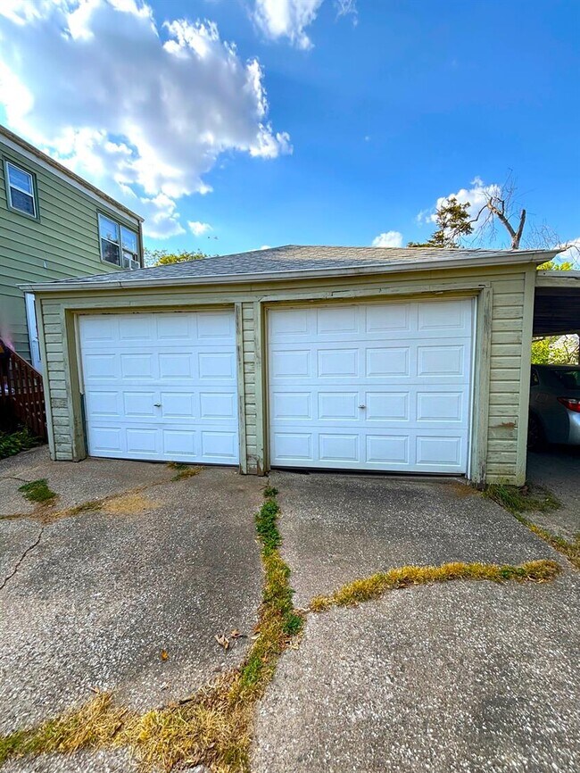 Photo - 1840 B St Apartment