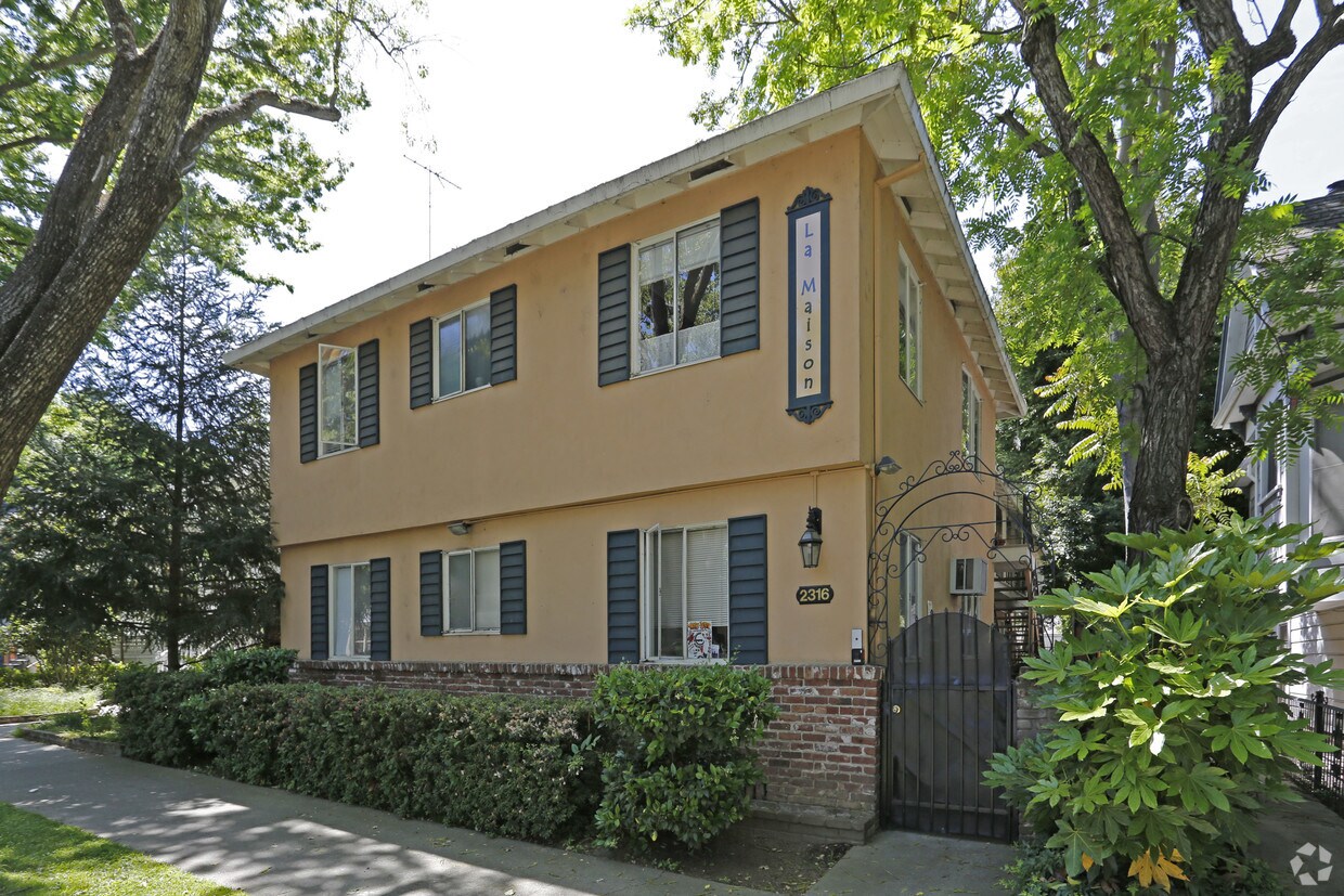 Primary Photo - La Maison