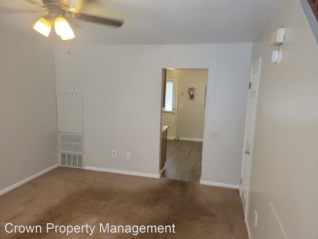 Building Photo - 2 br, 1.5 bath House - 3618 B Medical Drive