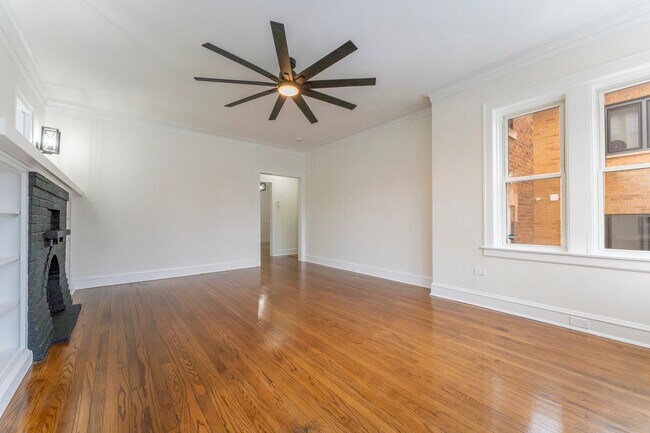 Foto del edificio - 1027 N Harlem Ave