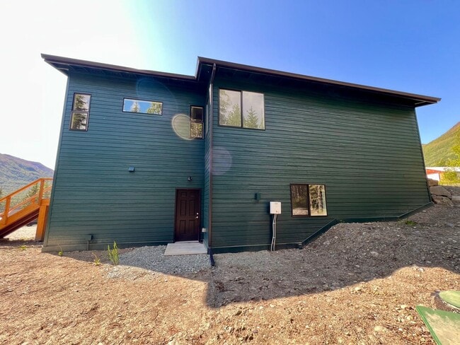 Building Photo - 8213 Harmany Ranch Rd