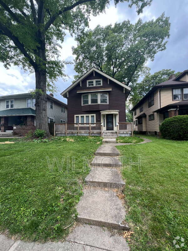 Building Photo - 5226 N College Ave