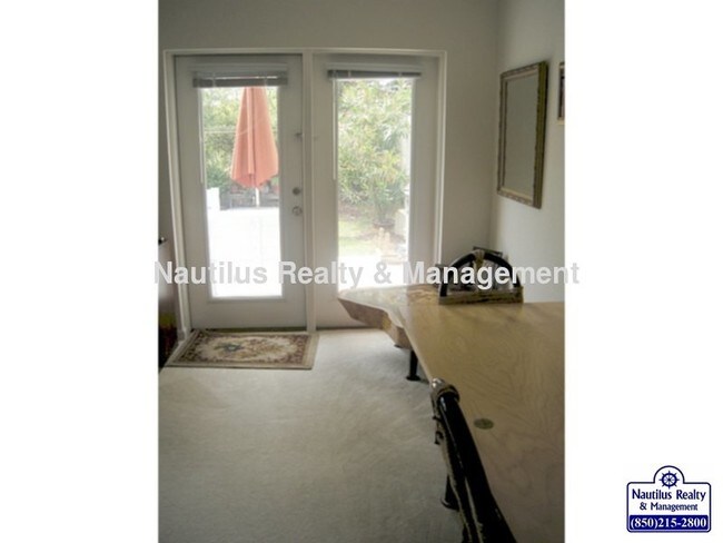 Foto del edificio - 105 Sand Oak Blvd