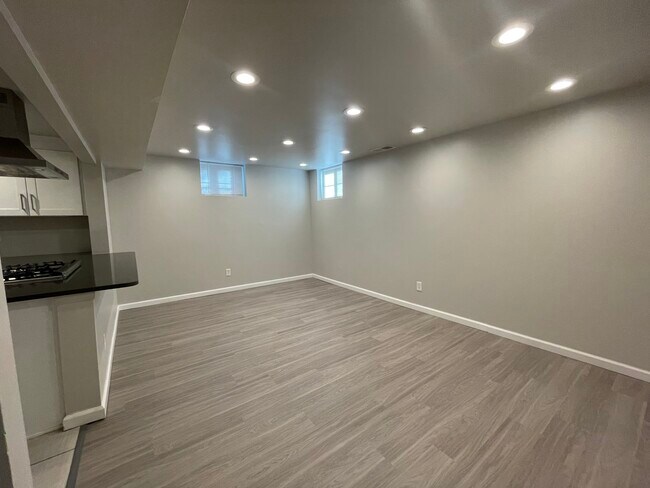 Building Photo - 1310 Wolff St