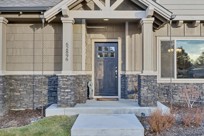 Building Photo - Nearly new 3 bedroom 2.5 bath in Mirada Ne...