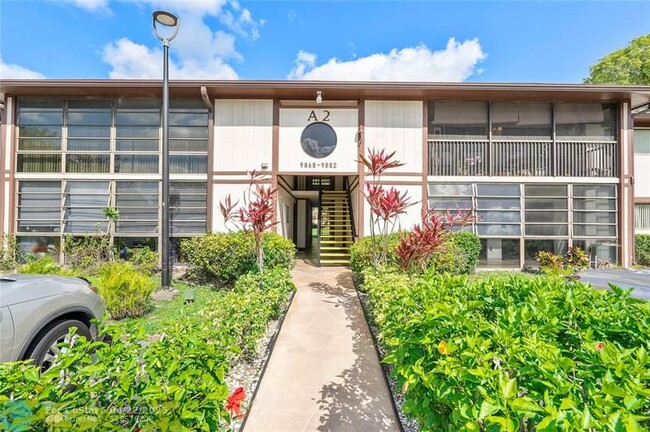 Building Photo - 9870 S Belfort Cir