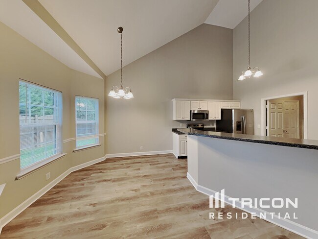 Building Photo - 213 Titans Circle Murfreesboro TN