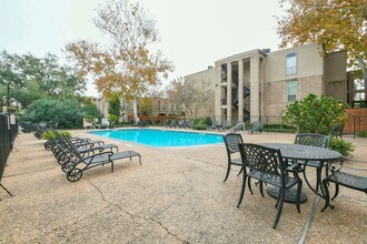 Building Photo - 4641 Wild Indigo St
