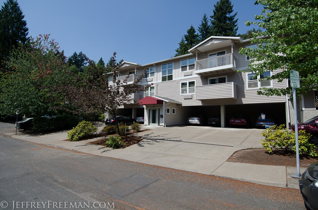 Primary Photo - Marquam Trail Apartments