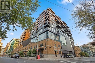 Building Photo - 505-505 Richmond St W