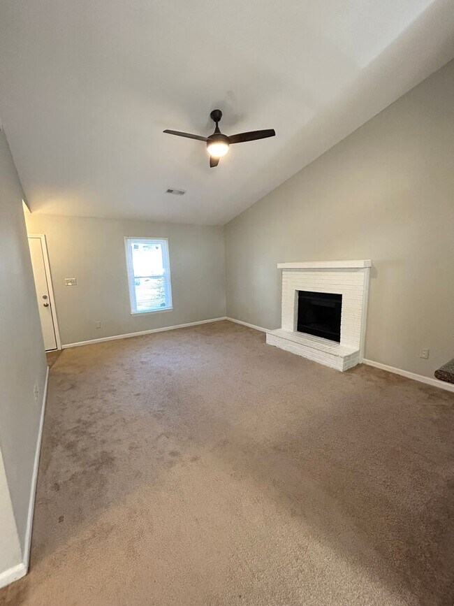 Foto del edificio - Welcome to Village Cedars!