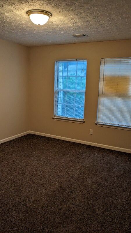 Foto del edificio - 6349 Wellington Walk Way