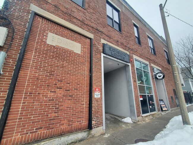 Foto del edificio - 173 Border St