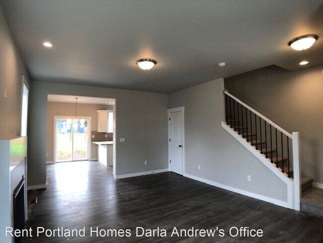 Building Photo - 4 br, 2.5 bath House - 13861 SE Mitchell S...