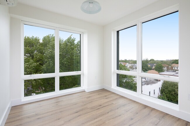 Foto del edificio - 3421 Glenwood Rd