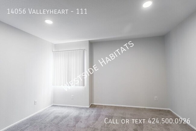 Foto del edificio - 14056 Valleyheart-111
