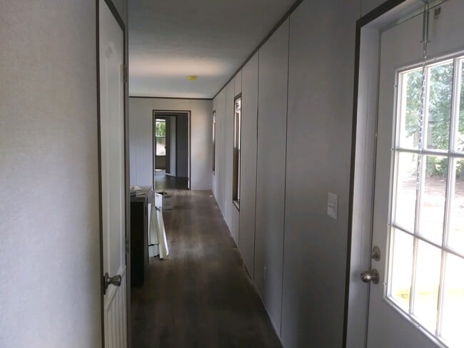 Building Photo - 152 Briar Patch Cir