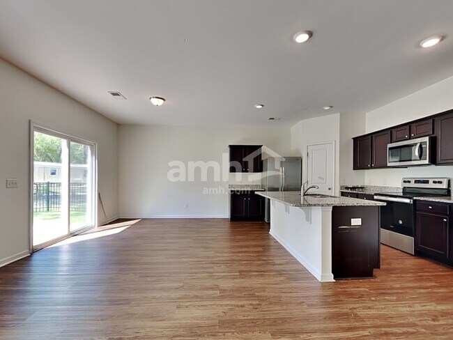 Foto del edificio - 206 Orion Way