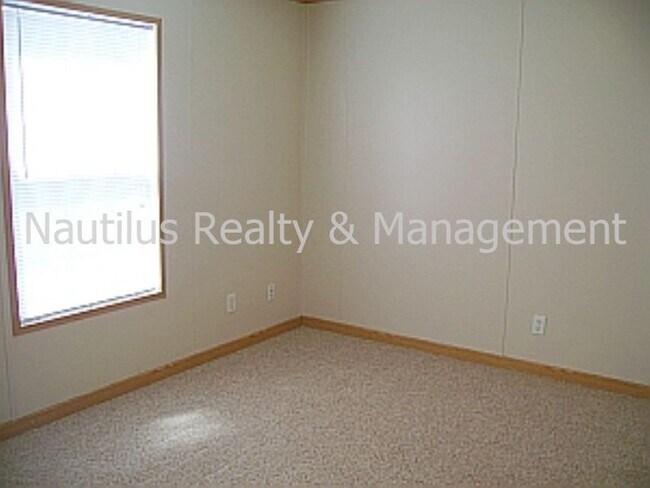 Building Photo - 1103 Marion Joyner Dr
