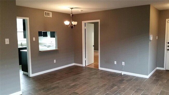 Foto del edificio - 5665 Pinon Vista Dr