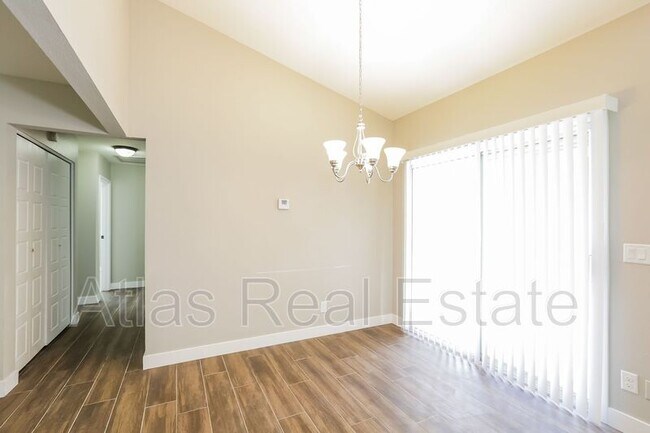 Building Photo - 118 Parrish Ln
