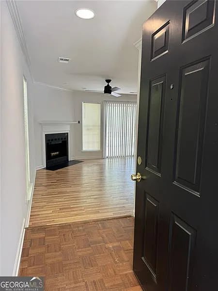 Building Photo - 2080 Charter Ln