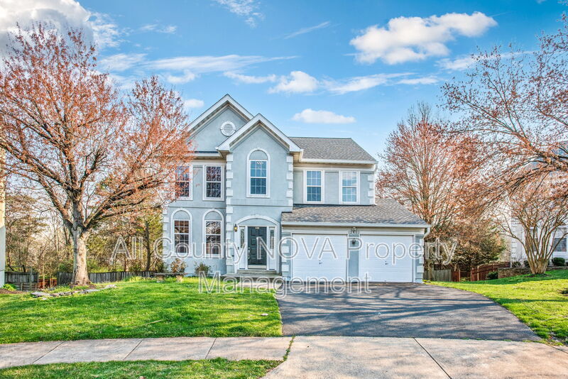 Primary Photo - 12401 Willow Falls Dr