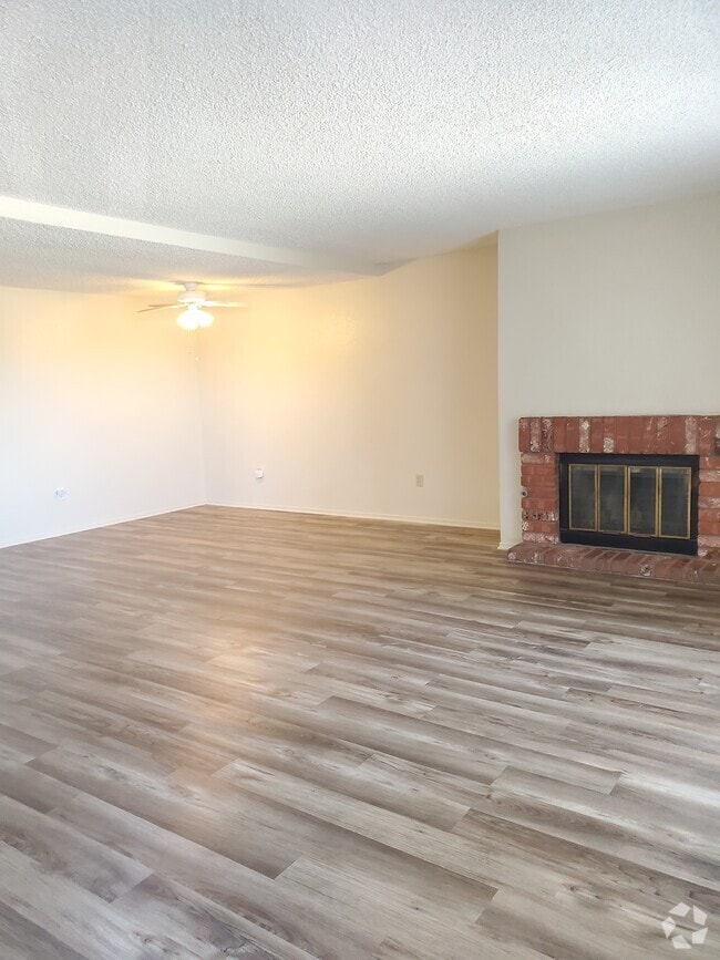 Building Photo - 42755 40th St W