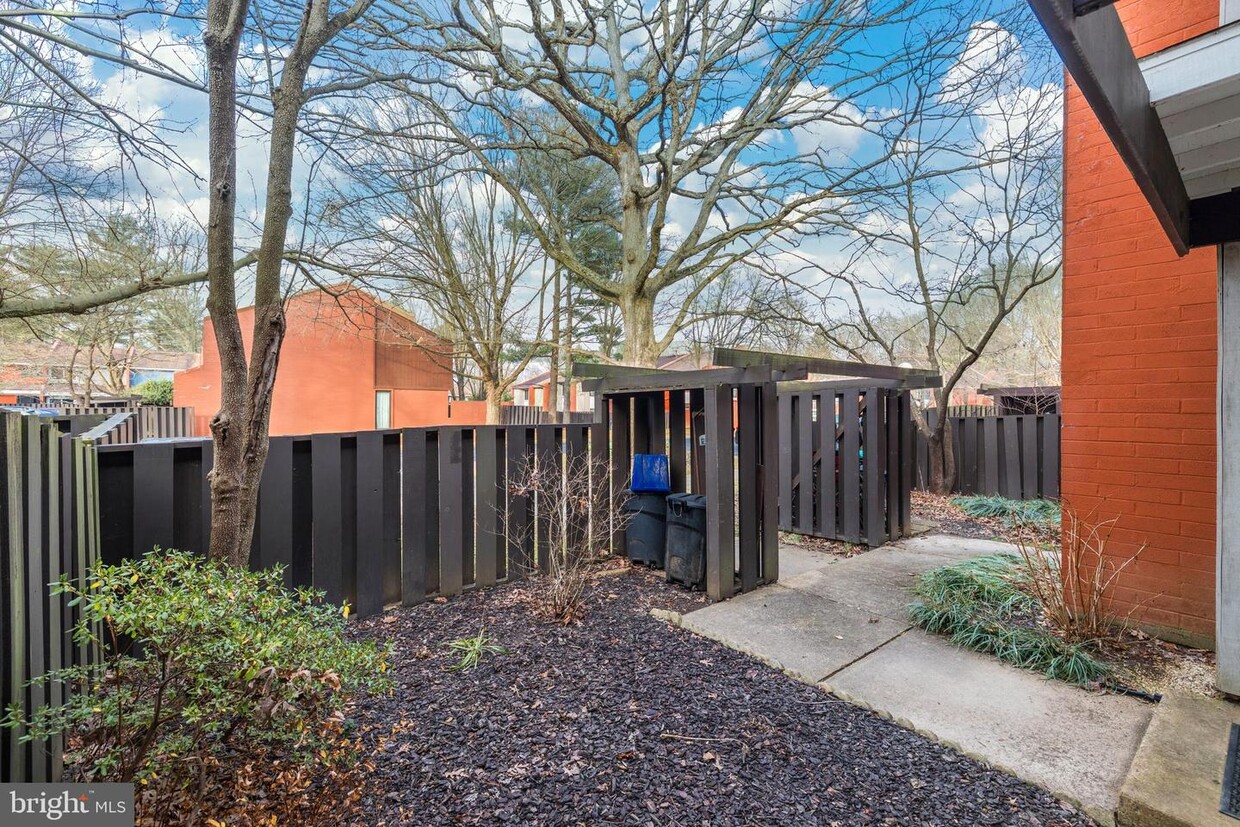Foto principal - 1379 Northgate Square