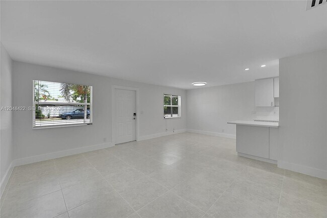 Foto del edificio - 808 SW 12th Ct