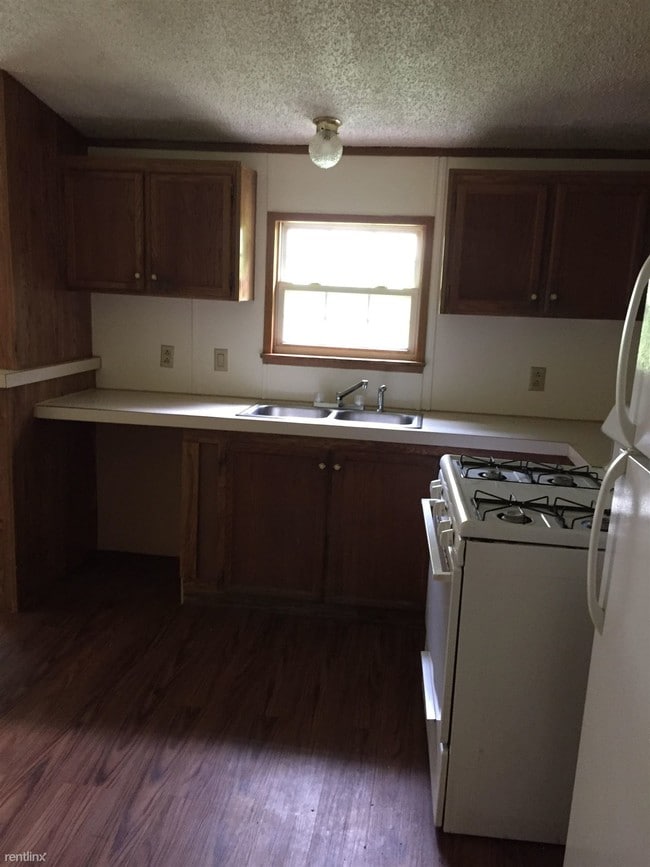 Building Photo - 3 br, 2 bath House - 245 Oakland Valley Rd