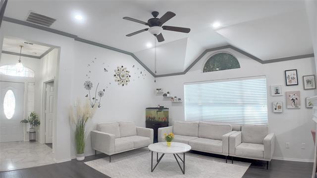 Foto del edificio - 903 Hemingway Ct
