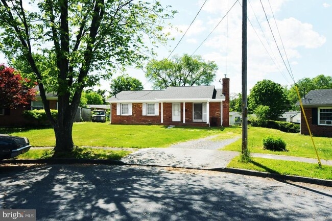Building Photo - 605 Opequon Ct