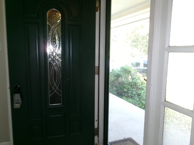 Photo - Charming 3-Bedroom Home with 2 Full Baths in Ideal Indianapolis Location – 427 Rick Lane!