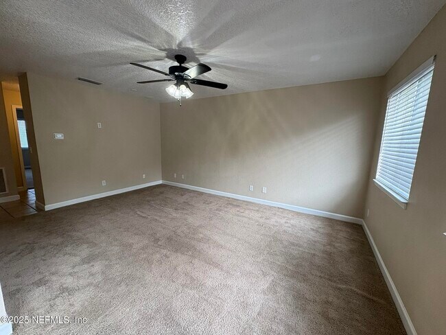 Foto del edificio - 1800 Park Ave