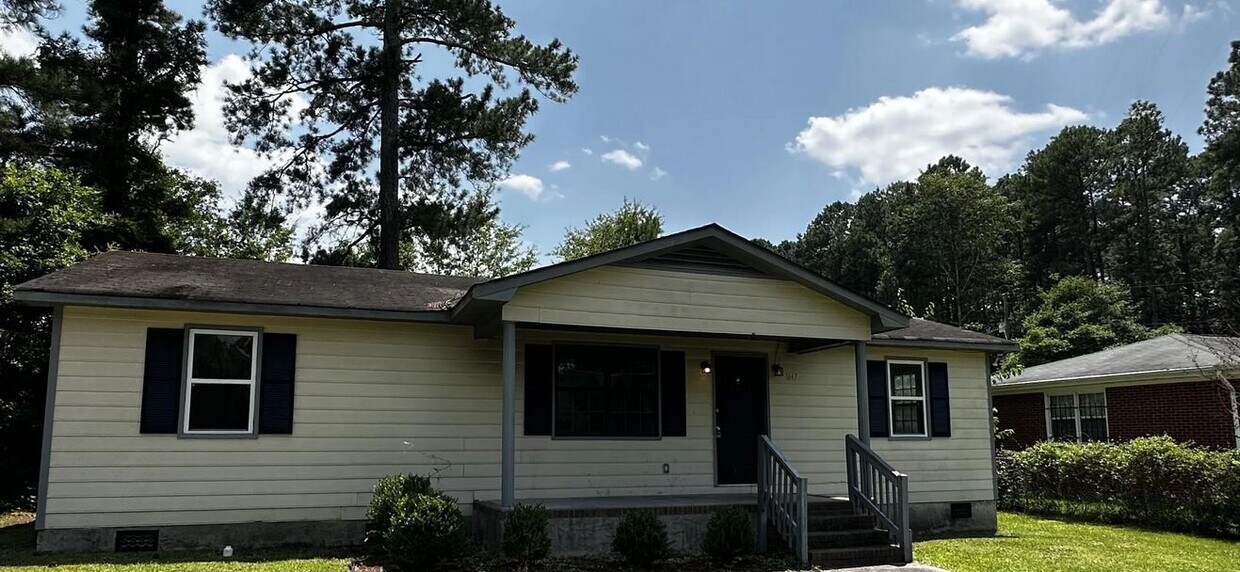 1447 Redd St NW, Aiken, SC 29801 House Rental in Aiken, SC
