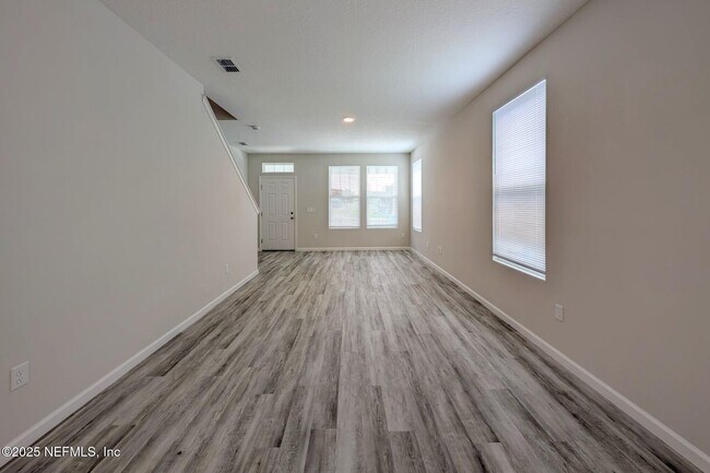 Foto del edificio - 262 E 18th St