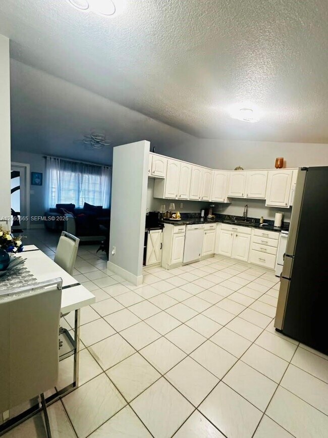 Foto del edificio - 7097 SW 152nd Pl