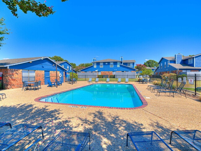 Building Photo - Heather Glen Townhomes