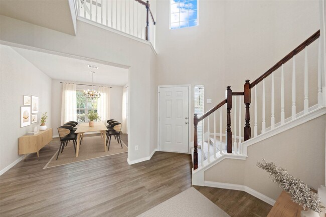 Building Photo - 5934 Carpenters Hollow Court