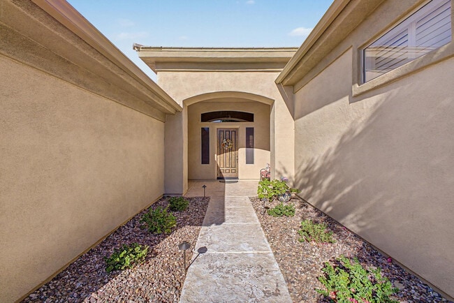 Foto del edificio - 41923 N Moss Springs Rd