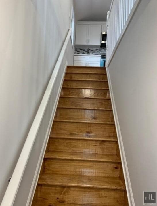 Building Photo - BEACH 67 STREET