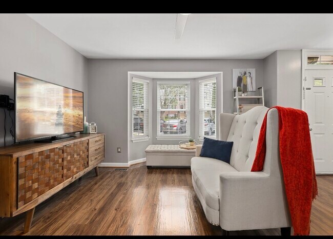 Foto del edificio - 4560 Perch Branch Way