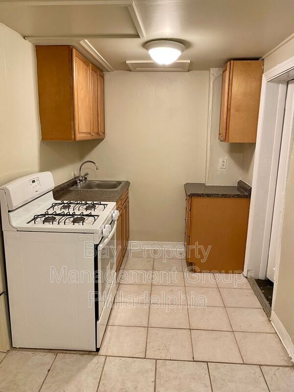 Foto del edificio - 817 Ellsworth St