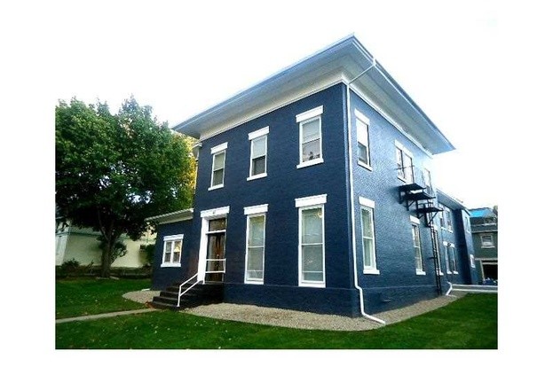 Primary Photo - 87 Troup St